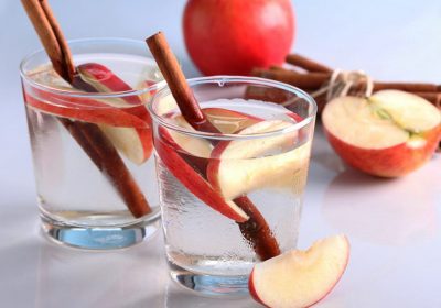 Mách bạn 3 loại nước detox từ trái táo dễ làm tại nhà
