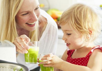 Một vài loại nước ép trái cây tốt cho sức khoẻ trẻ em